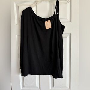 New with tags Boutique Black One-Shoulder Women’s Top
